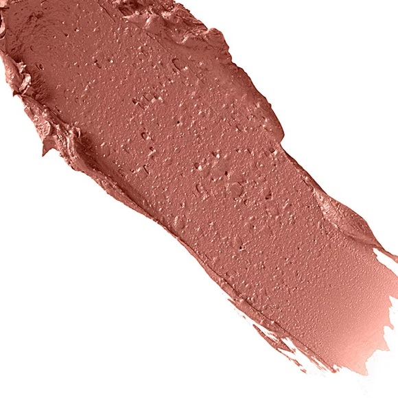 ❤️ M·A·C Cosmetics Matte Lipstick in Velvet Teddy - Picture 5 of 10